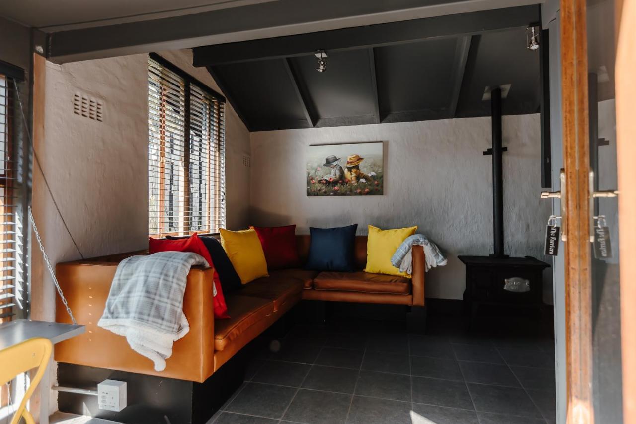 The Croft Villa Hilton Bagian luar foto