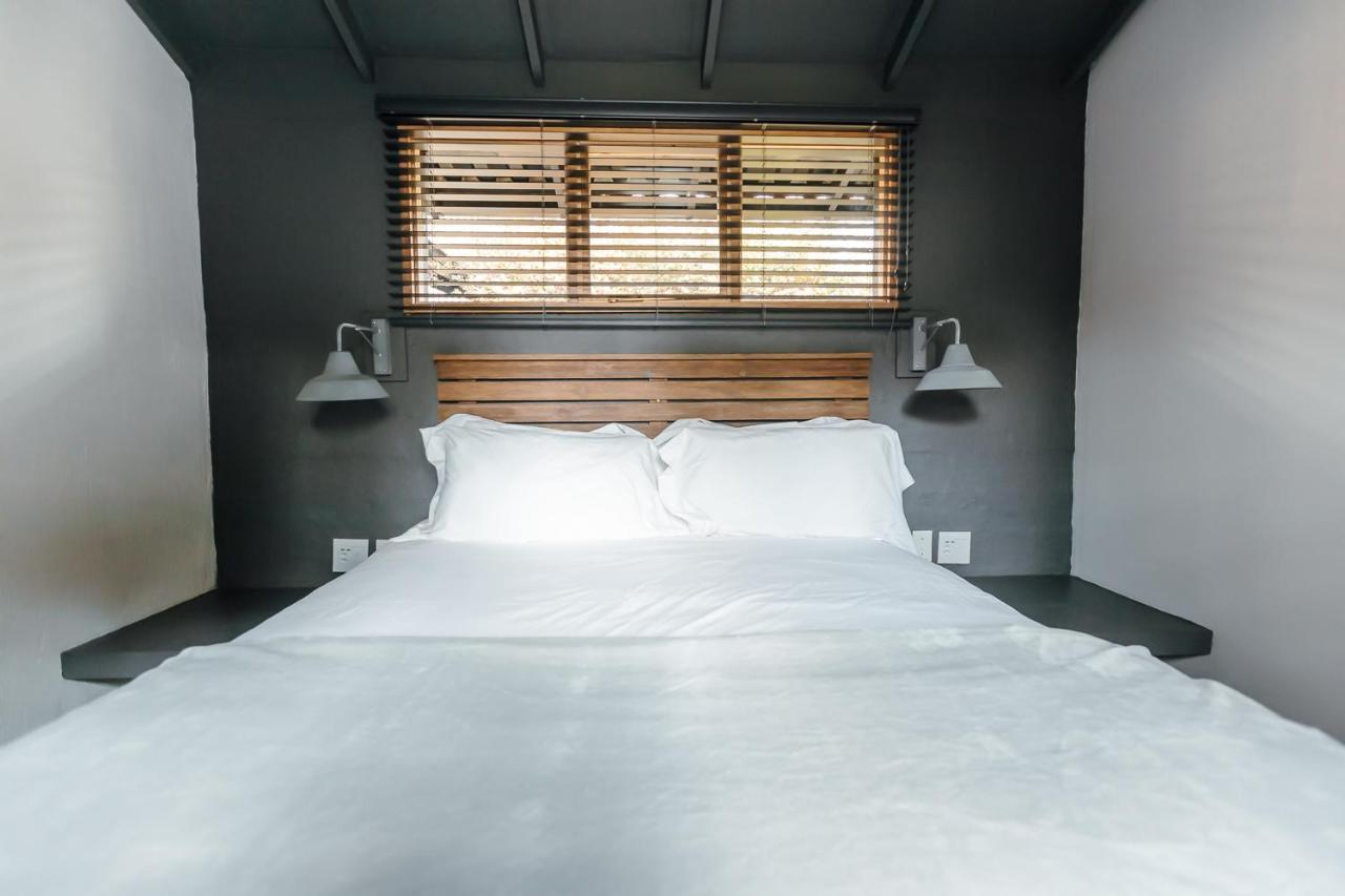 The Croft Villa Hilton Bagian luar foto